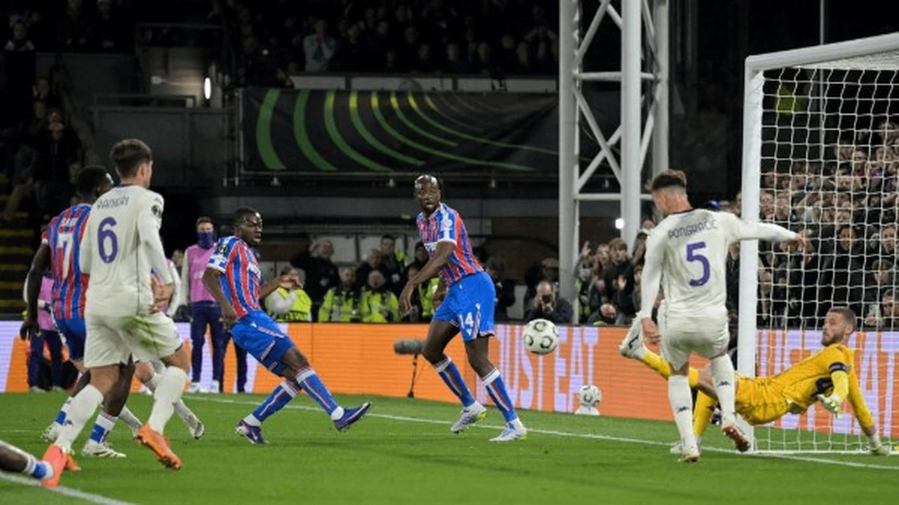 ثلاثية نظيفة.. كريستال بالاس يهزم فيورنتينا في ذهاب ربع نهائي دوري المؤتمر الأوروبي